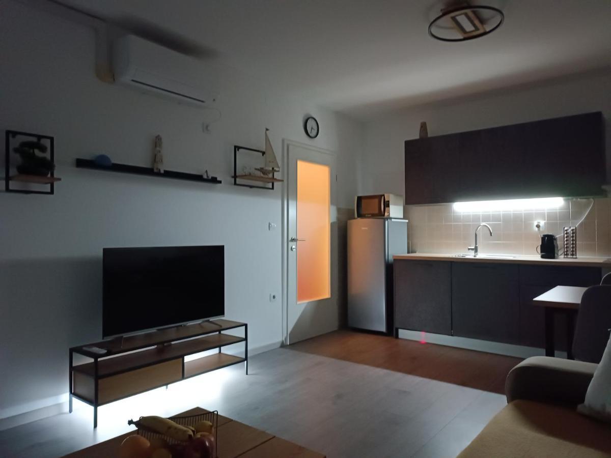 Apartment Luka Pula Exterior foto